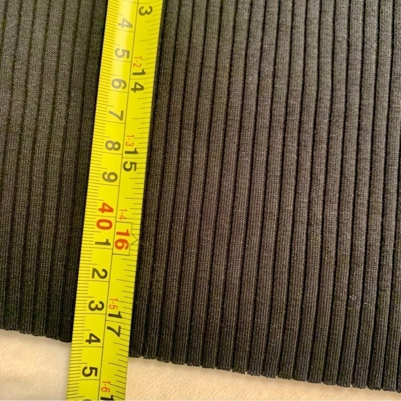 NWT TopShop Crop Top 10 Black Ribbed Sleeveless Round Neck Cotton Lycra Stretch - Picture 14 of 16